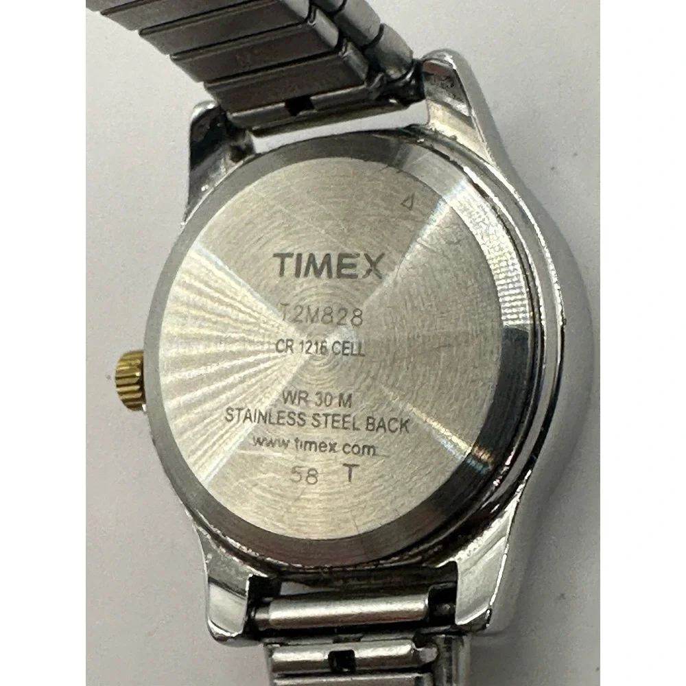 Timex Womens T2M828 New Battery Essex Avenue 25MM 6.5